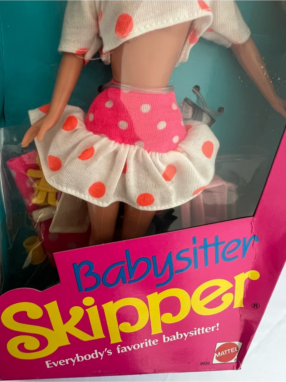 Vintage 1990 Babysitter Skipper Doll in Pink and White Polka Dot Outfit - Picture 5 of 10